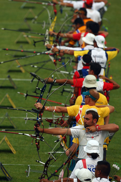 Olympic archers from all teams gathered at the archery field of Olympic Park, having a last adaptation test training before the Olympics to open tomorrow evening [CFP]
