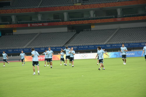 The Argentina Olympic soccer team completed their last training course on August 6, 2008