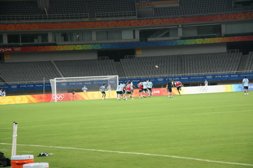 The Argentina Olympic soccer team completed their last training course on August 6, 2008