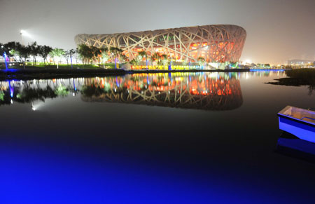 Photo taken at about the zero hour on Aug. 8 shows the National Stadium, namely the Bird's Nest, in Beijing, China, 20-hour countdown to the opening ceremony of the Olympics. 