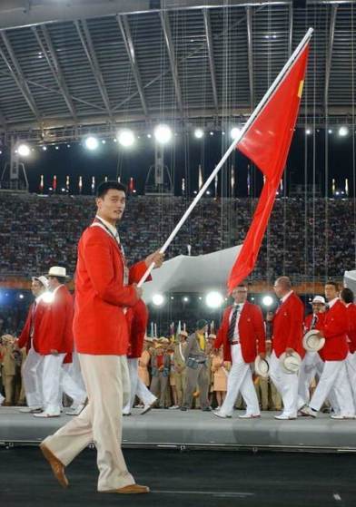 Yao Ming, the most famous Chinese basketball center, proves to be a qualified and successful successor of this job in Athens Olympics 2004, and he will also carry the national flag tonight in Beijing. [sohu.com]