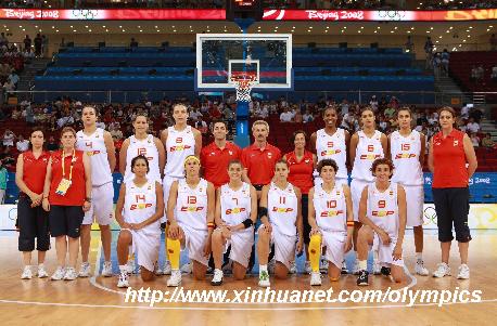 Members of Spanish women's basketball team pose for photos prior to the women's preliminary round group B of Olympic basketball event against China at Beijing 2008 Olympic Games at the Beijing Olympic Basketball Gymnasium in Beijing, China, Aug 9, 2008. [Xinhua] 