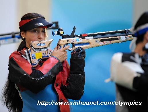 Russia markswoman Lioubov Galkina competes during women's 10m Air rifle final of Beijing 2008 Olympic Games at Beijing Shooting Range Hall in Beijing, China, Aug. 9, 2008. (Xinhua/Jiao Weiping)