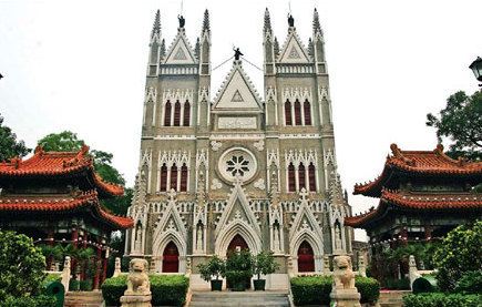 Xishiku Catholic Church, 305 years old, is the favorite church for the city's youngsters. [Wang Jing] 