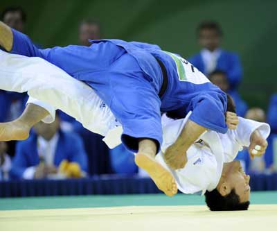 Mammadli of Azerbaijan wins men's 73kg judo Olympic gold [Xinhua]