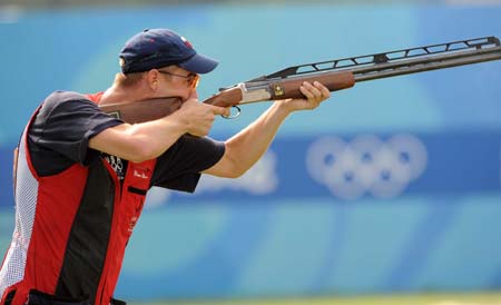 Walton Eller of the United States competes during men's double trap final of the Beijing 2008 Olympic Games shooting event in Beijing, China, Aug. 12, 2008. The United States's Walton Eller won the gold medal with a total score of 190, followed by Italy's Francesco D Aniello of 187 and China's Hu Binyuan of 184. [Li Ga/Xinhua]