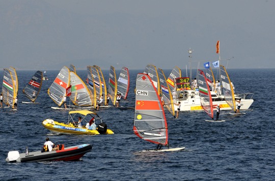 Closer to the sailing events: a glimpse of the Qingdao Olympic sailing venue. [Xinhua]