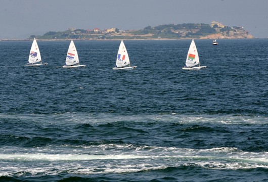 Closer to the sailing events: a glimps of the Qingdao Olympic sailing venue. [Xinhua]