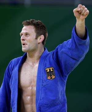 Ole Bischof of Germany celebrates after the men's 81 kg final of Judo against Kim Jaebum of South Korea at Beijing 2008 Olympic Games in Beijing, China, Aug 12, 2008. Ole Bischof of Germany won the gold medal in the event.[Xinhua] 