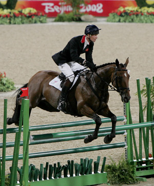 British rider William Fox-Pitt riding horse Parkmore Ed jumps over an obstacle during eventing jumping competition of the Beijing 2008 Olympic Games equestrian events in the Olympic co-host city of Hong Kong, south China, Aug. 12, 2008. The team of Great Britain won the bronze medal of eventing team with a total penalty of 185.70.