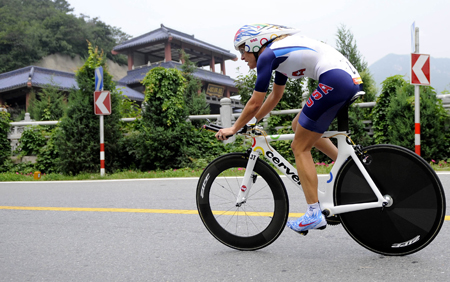 Kristin Armstrong of the United States rides during the women&apos;s individual time trial of the Beijing 2008 Olympic Games cycling event in Beijing, China, Aug. 13, 2008. Kristin Armstrong finished the 23.5km course with a total time of 34:51.72 and won the gold medal of the event.