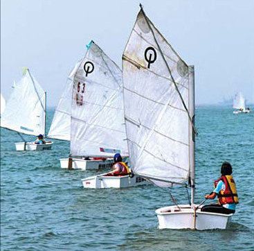 More than 1,000 pupils sail OP boats in training in Qingdao [Ju Chenghao/China Daily]