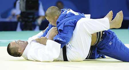 Ishii from Japan wins men's over 100kg judo gold medal. [Xinhua]