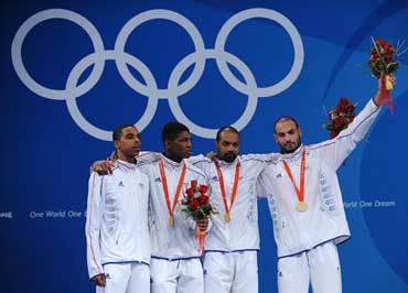 France wins team epee gold. [Xinhua]