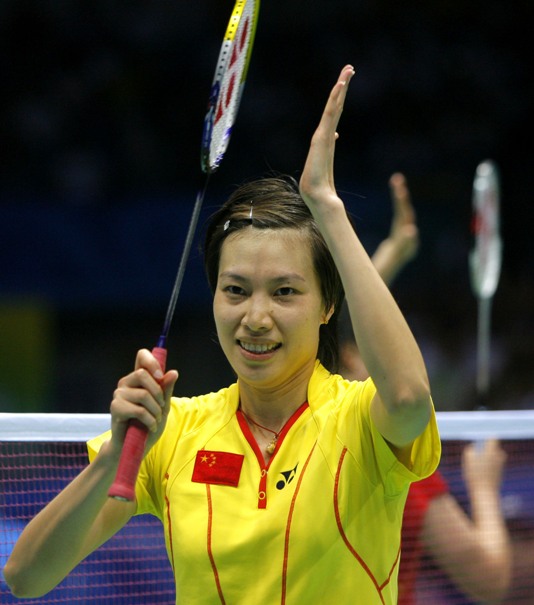 Xie Xingfang from China on August 15 checks into the final game by beating her teammate Lu Lan. Xie lost the first game at 7-21 over a slow start, but she recollected herself and won the next two games with an overwhelming predominance at 21-10, 21-12. [Xinhua]