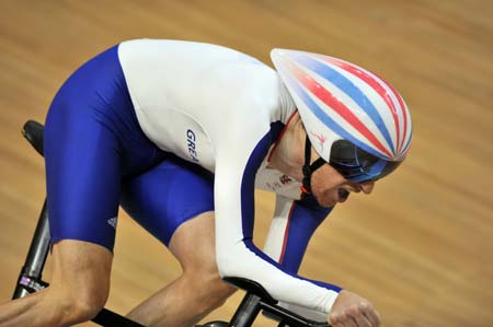 Bradley Wiggins of Great Britain competes at the men's individual pursuit qualifying of the Beijing 2008 Olympic cycling-track event at the Laoshan Velodrome in Beijing, China, Aug. 15, 2008. Wiggins created a new Olympic record with a total time of 4:15.031. 