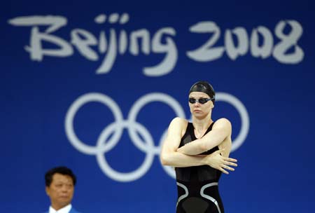  Britta Steffen of Germany prepares during the final of women's 50m freestyle at the Beijing 2008 Olympic Games in the National Aquatics Center, also known as the Water Cube in Beijing, China, Aug. 17, 2008. Britta Steffen won the gold medal with a new Olympic record of 24.06 seconds. 