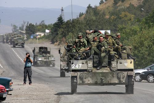 Russian troops start pullout from Georgia
