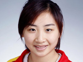 China's He Wenna wins trampoline gold