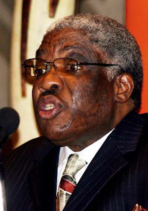 The condition of Zambian President Levy Patrick Mwanawasa had been making steady progress until Sunday night when his condition suddenly changed and required urgent intervention, Vice President Rupiah Banda said Monday. (Xinhua/AFP, File Photo)