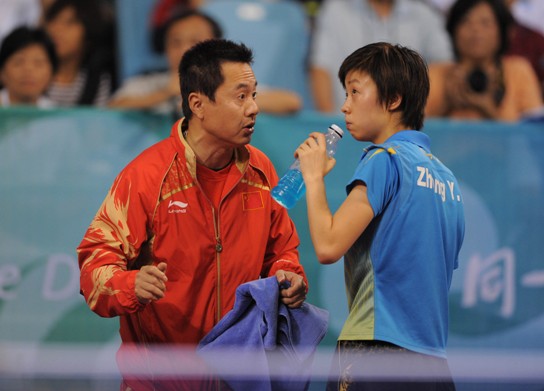 Zhang sends Li Jiawei home with a 4-1 finish. [Xinhua]
