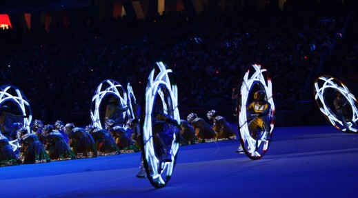 Artistic performance at the closing ceremony. [Xinhua]