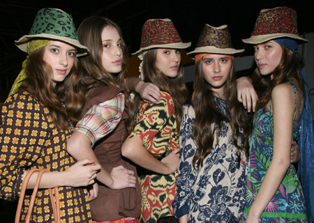 Models present the creation by Argentine designer Rapsodia during the Buenos Aires Fashion Week, Argentina, Aug. 20, 2008. Over 40 shows were held during the fashion week which closed on Aug. 23.