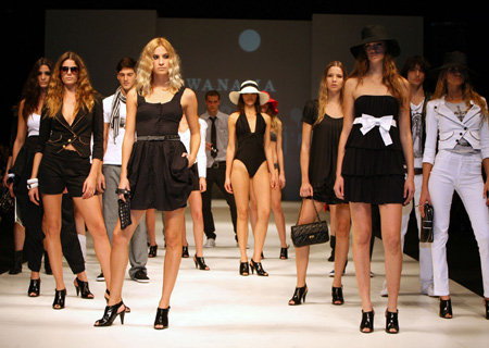 Models present the creation by Wanama during the Buenos Aires Fashion Week, Argentina, Aug. 20, 2008. Over 40 shows were held during the fashion week which closed on Aug. 23.