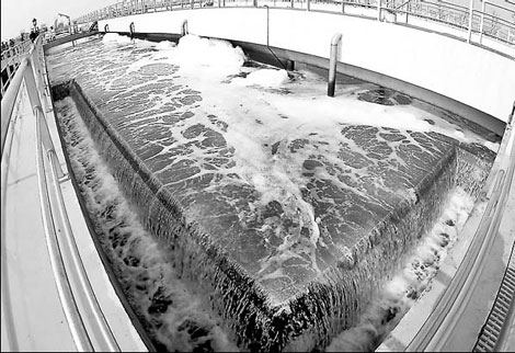 A sewage treatment plant in Ningbo, Zhejiang Province. 