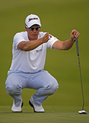 Sweden's Henrik Stenson lines up a putt on the 16th hole at the KLM Open Golf Tournament in Zandvoort August 23, 2008.