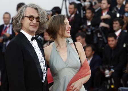 65th Venice Film Festival President Wim Wenders of Germany and his wife Donata pose before a screening at the Film Festival in Venice August 27, 2008. 