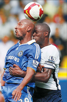 Chelsea's French Striker Nicolas Anelka (left) vies with Tottenham's English defender Ledley King during their Premier League match at Stamford Bridge in London on Sunday.