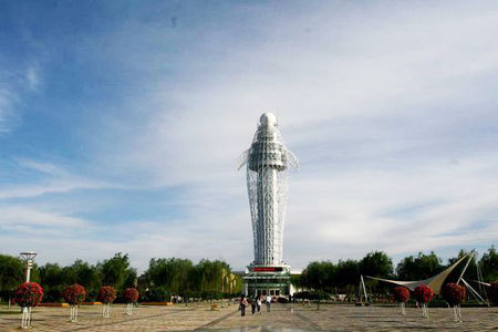 China's tallest meteorological tower, the 'Bihaimingzhu', is shown in this photo published on September 3, 2008. [China Foto Press]