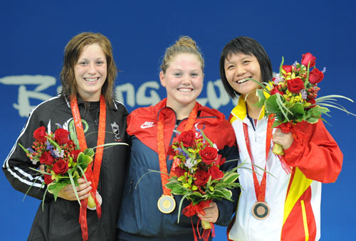 Photos: Anna Eames of the United States wins Women&apos;s 100m Butterfly S10 gold