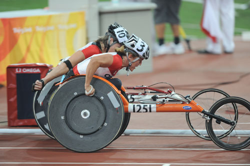 Photo: Canada's Diane Roy wins Women's 5000m T54 gold
