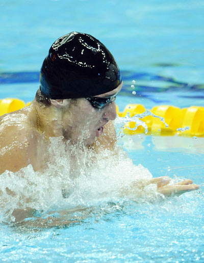 Andriy Kalyna of Ukraine wins the gold medal of the SB8 final of Men's 100m Breaststroke. [Xinhua]