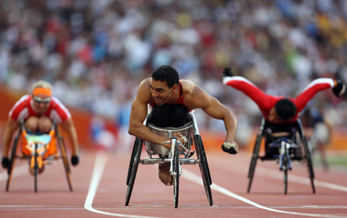 Photos: Canada's Dean Bergeron claims title of Men's 200m T52