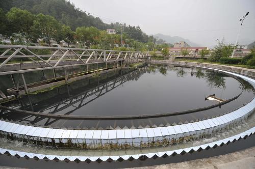 The picture taken on September 10, 2008 shows a sewage treatment plant in Zigui County, Hubei Province. The county has completed 14 garbage and sewage treatment projects in recent years with daily sewage treatment capacity reaching 31,100 tons and daily garbage treatment capacity reaching 1.48 million tons. The county has become a safe environmental protective screen of the Yangtze River.