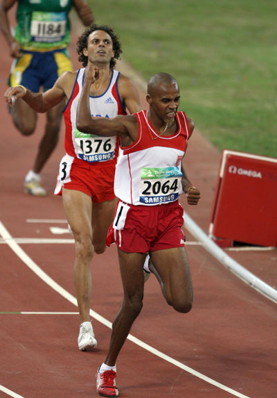Photos: Abderrahim Zhiou claims title of Men's 800m T12