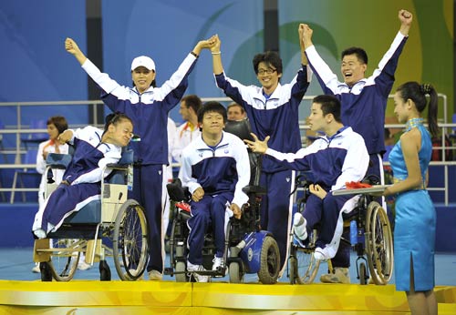 The ROK team during the medal ceremony.[Xinhua]