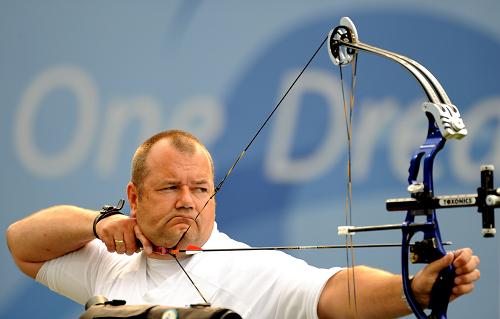 In the men's individual compound competition, British John Stubbs beat Italian Alberto Simonelli 116-111 with his stable performance. [Xinhua] 