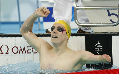 Matthew Cowdrey of Australia breaks the world record and wins the S9 gold. [Photo credit: Xinhua]