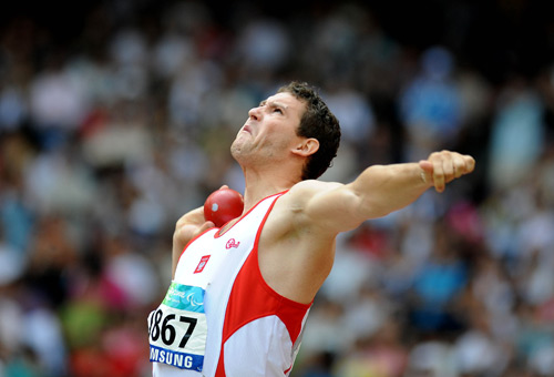 Pawel Piotrowski competes. (Photo credit: Xinhua)