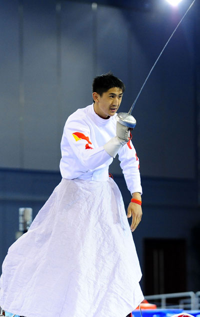 China's Tian Jianquan beat his compatriot.Zhang Lei to win the gold medal in the Men's Individual Epee Category A of the Wheelchair Fencing event at the Beijing 2008 Paralympic Games on September 15, 2008.