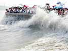 Qiantang tidal waves