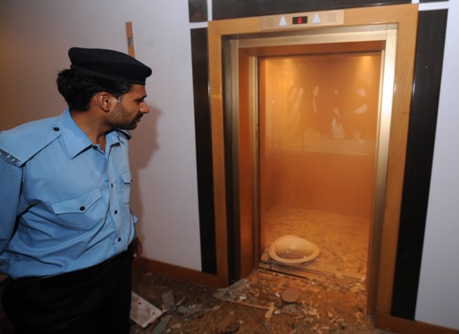 Pakistani army soldiers arrive for search operations following an overnight suicide bombing at The Marriott Hotel in Islamabad on September 21, 2008. Rescuers were set to search the smouldering remains of Islamabad&apos;s Marriott Hotel for survivors following a huge truck bombing which left at least 60 people dead and 200 injured.