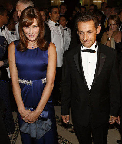 France's President Nicolas Sarkozy poses with his wife Carla Bruni-Sarkozy before receiving the Humanitarian Award at the Elie Wiesel Foundation For Humanity awards dinner in New York September 22, 2008. Sarkozy is scheduled to address the United Nations General Assembly on Tuesday.