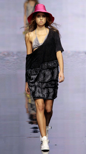 A model displays a creation as part of Kira Plastinina Spring/Summer 2009 women's collection during Milan Fashion Week September 27, 2008.