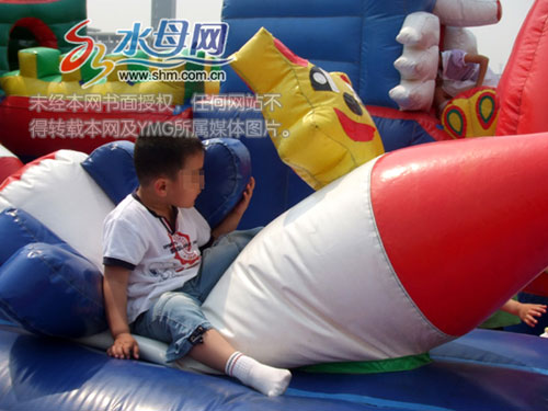 large inflatable toys