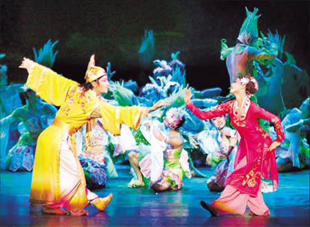 Dance drama "Peony Pavilion" is staged at the Shanghai Grand Theater Saturday night to kick off this year